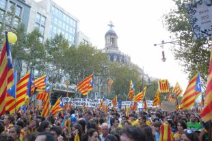 Пучдемон пообещал применить закон, предполагающий независимость Каталонии