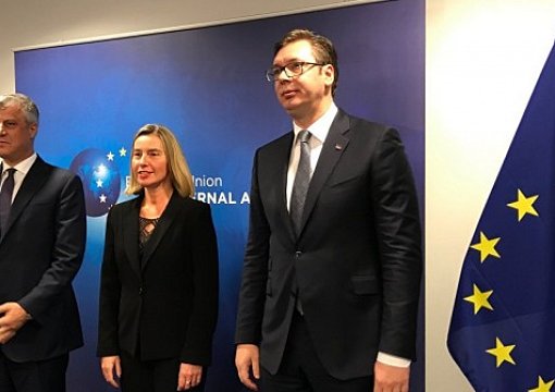 Президент Сербии снова встретится с косовским лидером в Брюсселе